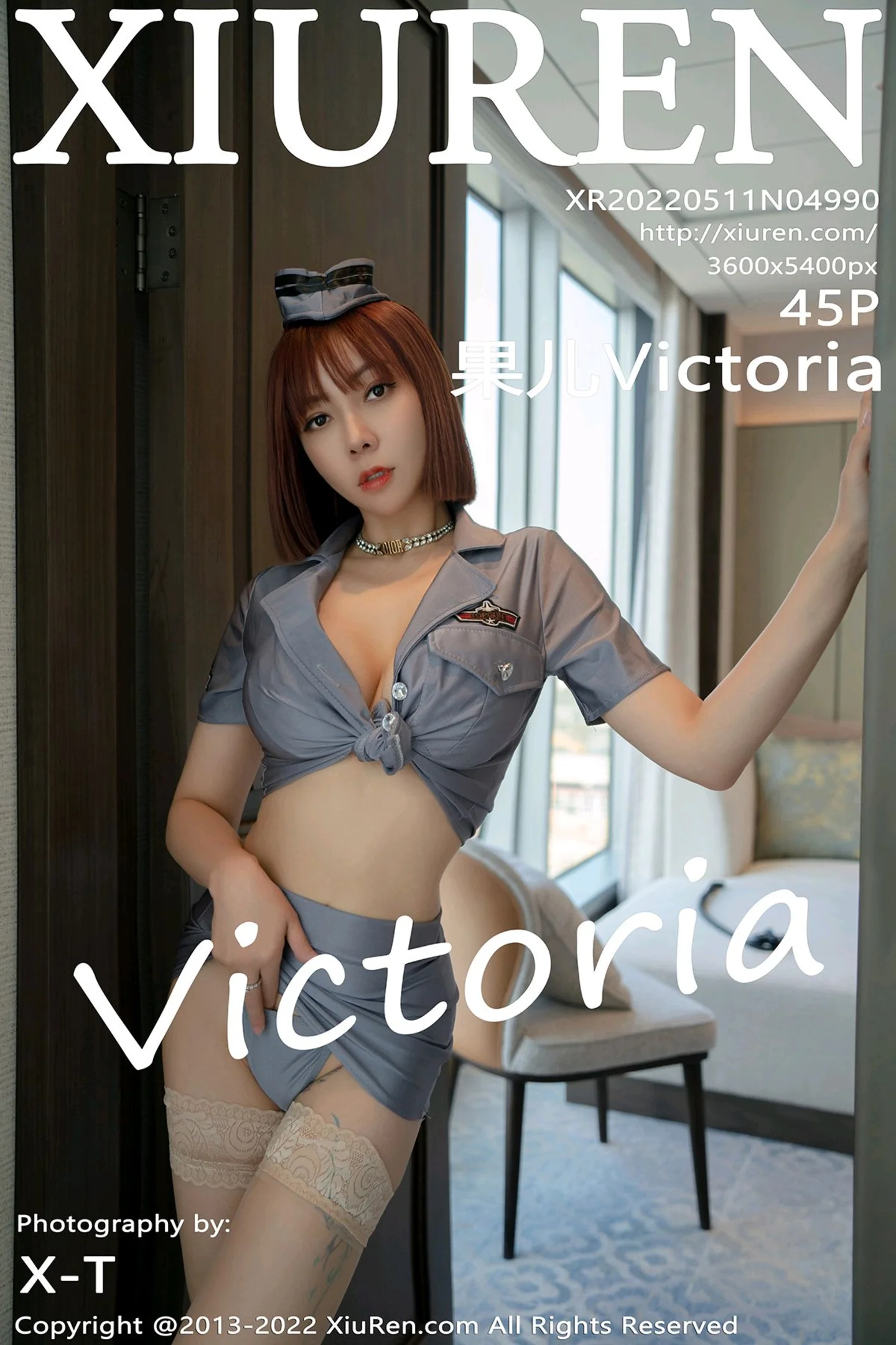 [XiuRen秀人网]VOL.4990 御姐果儿Victoria西双版纳旅拍性感灰色制服秀凹凸身材诱惑写真45P-秀人网官方网站
